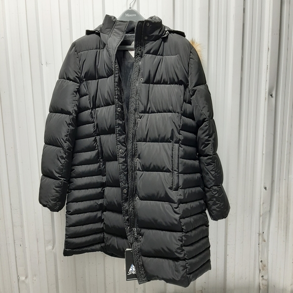 Ladies clothing (Plus Size) - Picture 1 of 12